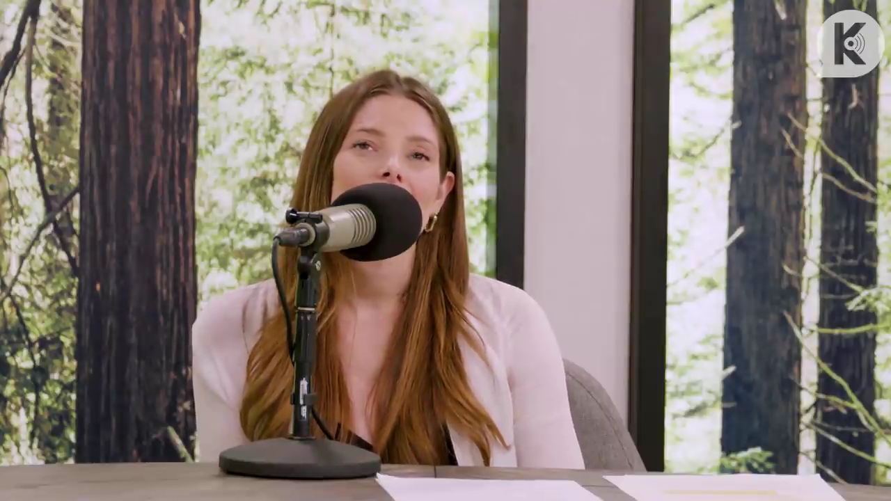 Ashley-Greene-dot-nl_TheTwilightEffect-Aflevering14EclipseRewatchPart3of3-2626.jpg Ashley-Greene-dot-nl_TheTwilightEffect-Aflevering14EclipseRewatchPart3of3-2626.jpg