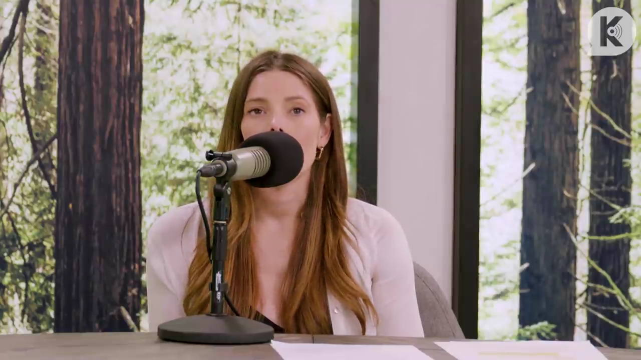 Ashley-Greene-dot-nl_TheTwilightEffect-Aflevering14EclipseRewatchPart3of3-2638.jpg Ashley-Greene-dot-nl_TheTwilightEffect-Aflevering14EclipseRewatchPart3of3-2638.jpg