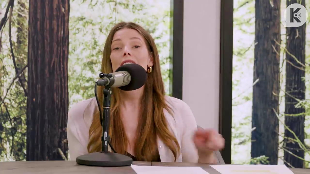 Ashley-Greene-dot-nl_TheTwilightEffect-Aflevering14EclipseRewatchPart3of3-2704.jpg Ashley-Greene-dot-nl_TheTwilightEffect-Aflevering14EclipseRewatchPart3of3-2704.jpg