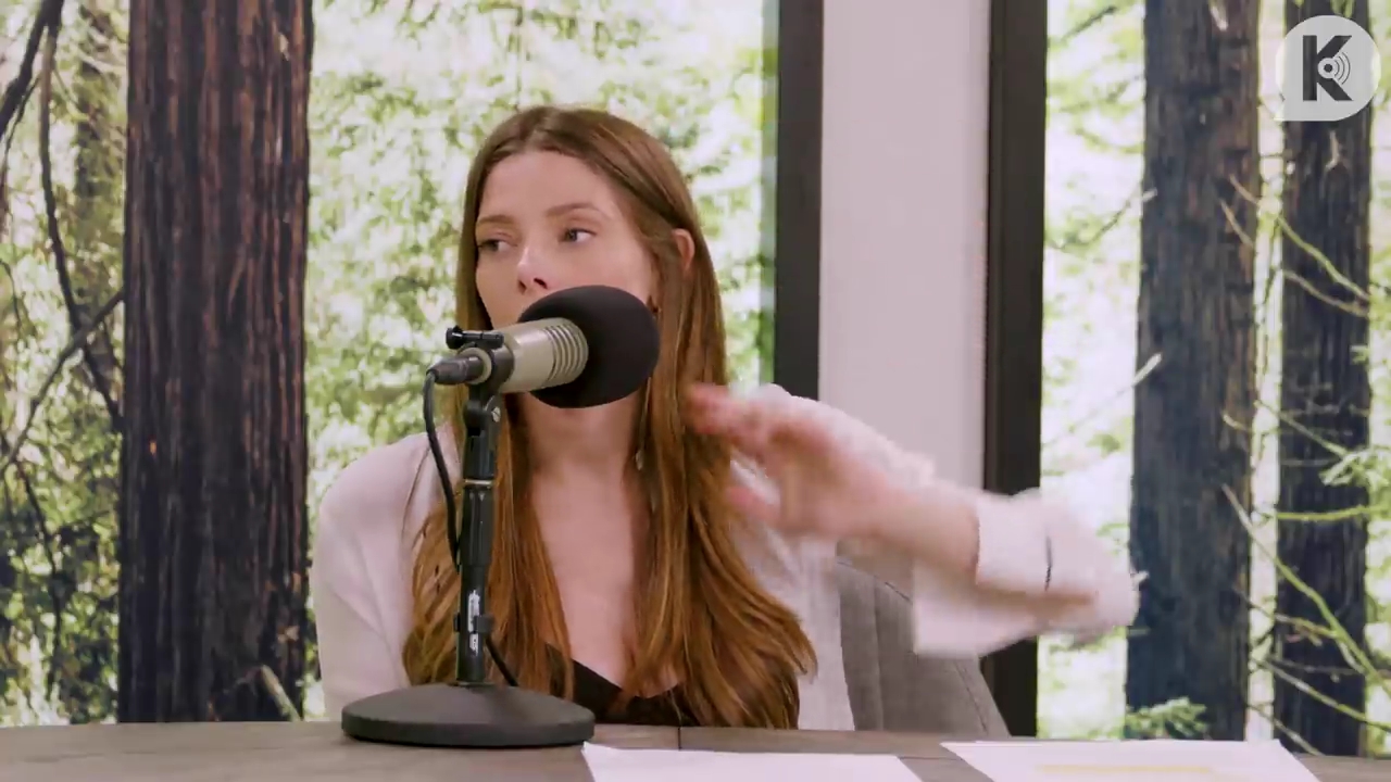 Ashley-Greene-dot-nl_TheTwilightEffect-Aflevering14EclipseRewatchPart3of3-2734.jpg Ashley-Greene-dot-nl_TheTwilightEffect-Aflevering14EclipseRewatchPart3of3-2734.jpg