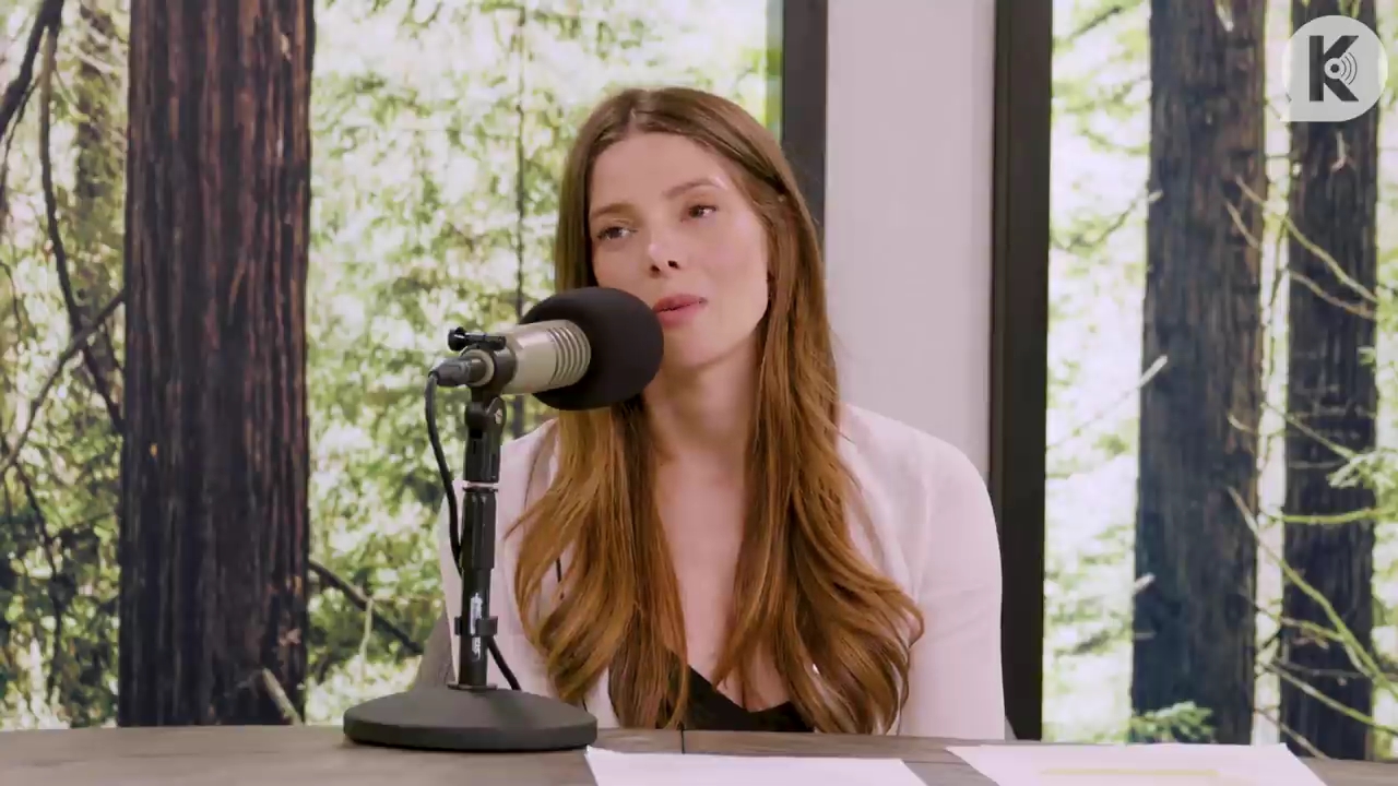 Ashley-Greene-dot-nl_TheTwilightEffect-Aflevering14EclipseRewatchPart3of3-2778.jpg Ashley-Greene-dot-nl_TheTwilightEffect-Aflevering14EclipseRewatchPart3of3-2778.jpg