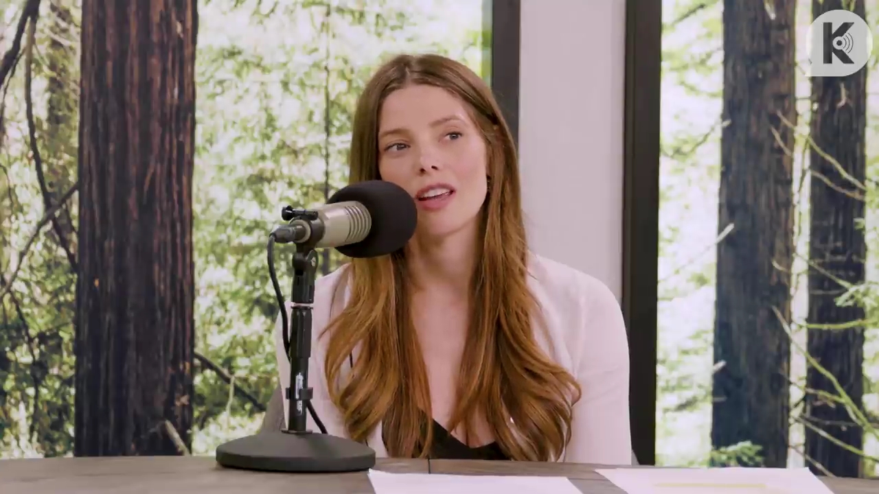 Ashley-Greene-dot-nl_TheTwilightEffect-Aflevering14EclipseRewatchPart3of3-2779.jpg Ashley-Greene-dot-nl_TheTwilightEffect-Aflevering14EclipseRewatchPart3of3-2779.jpg