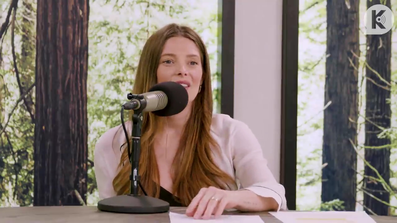 Ashley-Greene-dot-nl_TheTwilightEffect-Aflevering14EclipseRewatchPart3of3-2858.jpg Ashley-Greene-dot-nl_TheTwilightEffect-Aflevering14EclipseRewatchPart3of3-2858.jpg