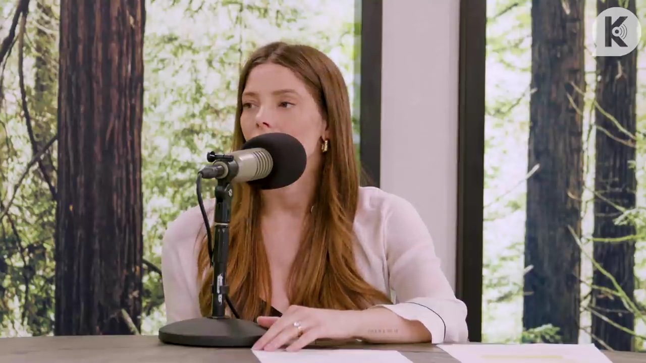 Ashley-Greene-dot-nl_TheTwilightEffect-Aflevering14EclipseRewatchPart3of3-2875.jpg Ashley-Greene-dot-nl_TheTwilightEffect-Aflevering14EclipseRewatchPart3of3-2875.jpg