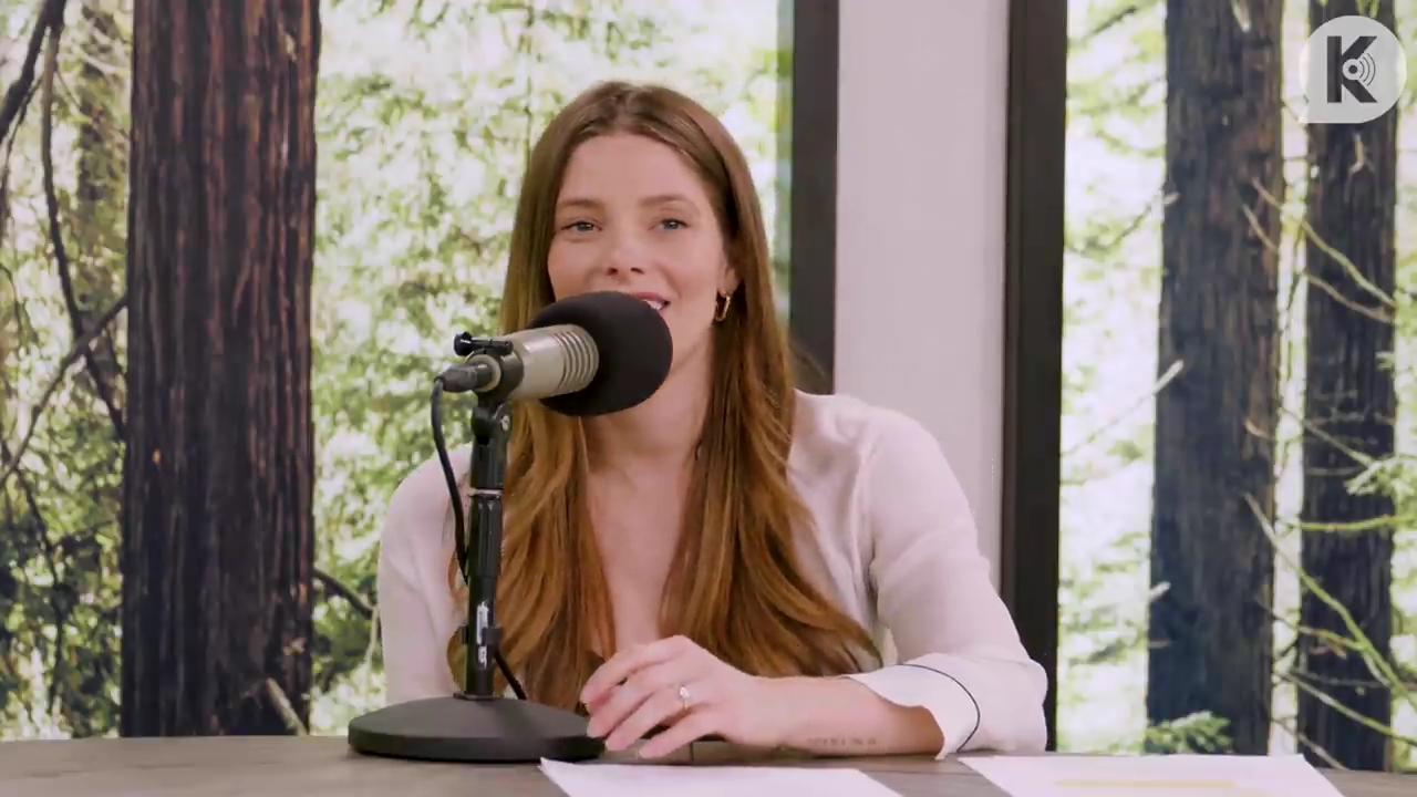 Ashley-Greene-dot-nl_TheTwilightEffect-Aflevering14EclipseRewatchPart3of3-2895.jpg Ashley-Greene-dot-nl_TheTwilightEffect-Aflevering14EclipseRewatchPart3of3-2895.jpg