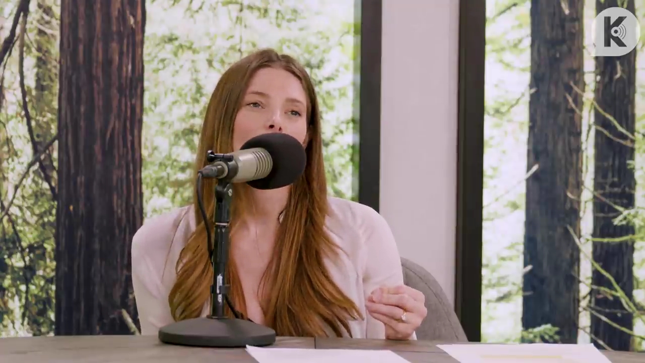 Ashley-Greene-dot-nl_TheTwilightEffect-Aflevering14EclipseRewatchPart3of3-2990.jpg Ashley-Greene-dot-nl_TheTwilightEffect-Aflevering14EclipseRewatchPart3of3-2990.jpg