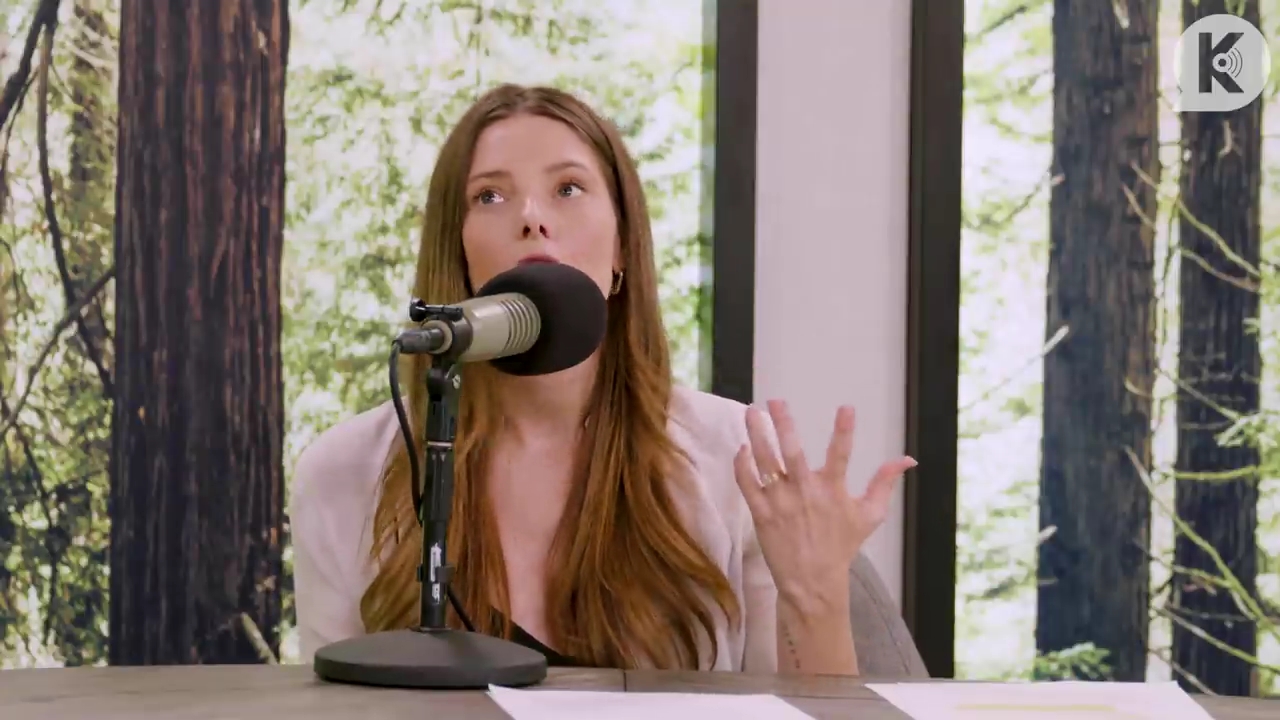 Ashley-Greene-dot-nl_TheTwilightEffect-Aflevering14EclipseRewatchPart3of3-2996.jpg Ashley-Greene-dot-nl_TheTwilightEffect-Aflevering14EclipseRewatchPart3of3-2996.jpg