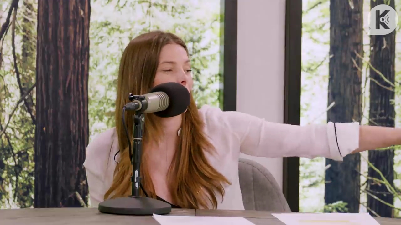 Ashley-Greene-dot-nl_TheTwilightEffect-Aflevering14EclipseRewatchPart3of3-3009.jpg Ashley-Greene-dot-nl_TheTwilightEffect-Aflevering14EclipseRewatchPart3of3-3009.jpg