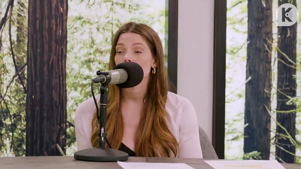 Ashley-Greene-dot-nl_TheTwilightEffect-Aflevering14EclipseRewatchPart3of3-3141.jpg Ashley-Greene-dot-nl_TheTwilightEffect-Aflevering14EclipseRewatchPart3of3-3141.jpg