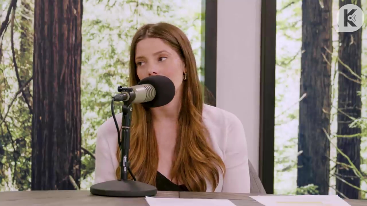 Ashley-Greene-dot-nl_TheTwilightEffect-Aflevering14EclipseRewatchPart3of3-3263.jpg Ashley-Greene-dot-nl_TheTwilightEffect-Aflevering14EclipseRewatchPart3of3-3263.jpg