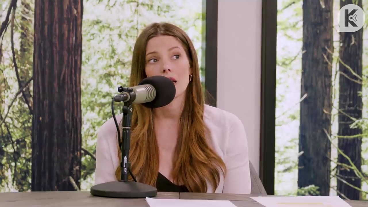 Ashley-Greene-dot-nl_TheTwilightEffect-Aflevering14EclipseRewatchPart3of3-3266.jpg Ashley-Greene-dot-nl_TheTwilightEffect-Aflevering14EclipseRewatchPart3of3-3266.jpg