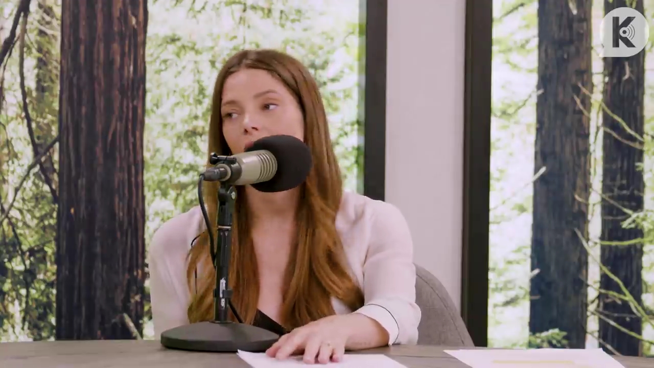 Ashley-Greene-dot-nl_TheTwilightEffect-Aflevering14EclipseRewatchPart3of3-3430.jpg Ashley-Greene-dot-nl_TheTwilightEffect-Aflevering14EclipseRewatchPart3of3-3430.jpg