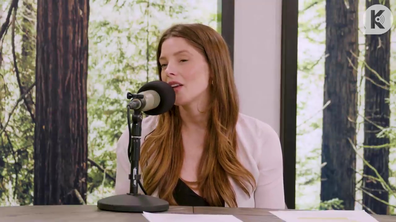 Ashley-Greene-dot-nl_TheTwilightEffect-Aflevering14EclipseRewatchPart3of3-3644.jpg Ashley-Greene-dot-nl_TheTwilightEffect-Aflevering14EclipseRewatchPart3of3-3644.jpg