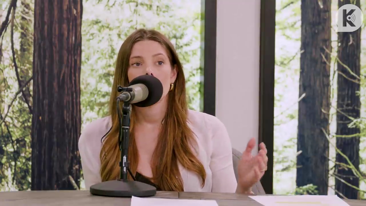 Ashley-Greene-dot-nl_TheTwilightEffect-Aflevering14EclipseRewatchPart3of3-3808.jpg Ashley-Greene-dot-nl_TheTwilightEffect-Aflevering14EclipseRewatchPart3of3-3808.jpg