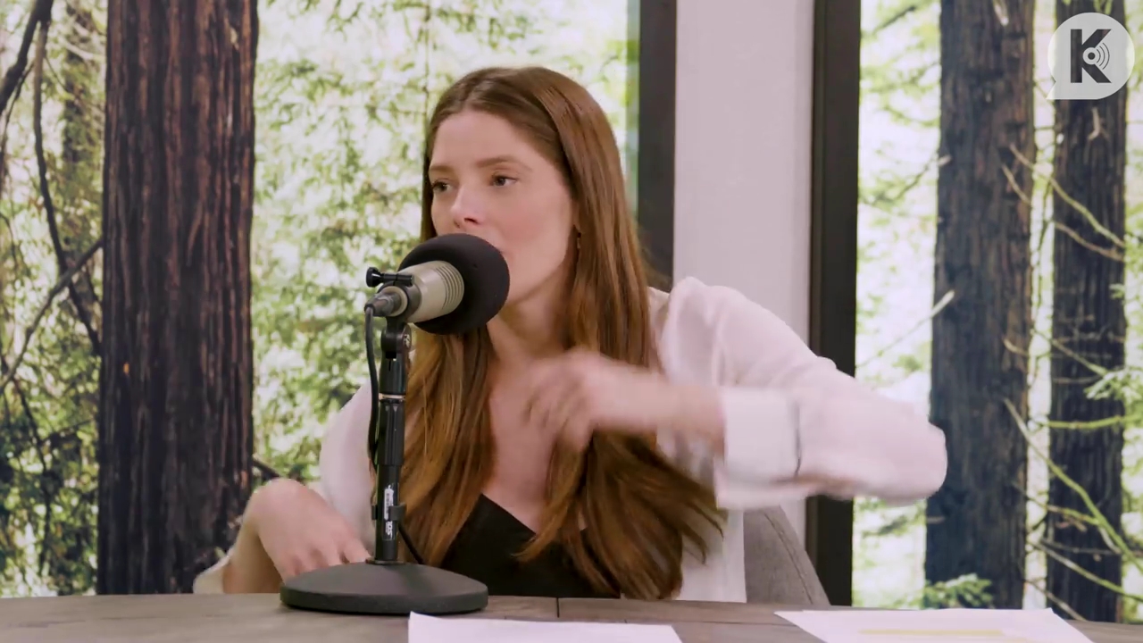 Ashley-Greene-dot-nl_TheTwilightEffect-Aflevering14EclipseRewatchPart3of3-4042.jpg Ashley-Greene-dot-nl_TheTwilightEffect-Aflevering14EclipseRewatchPart3of3-4042.jpg