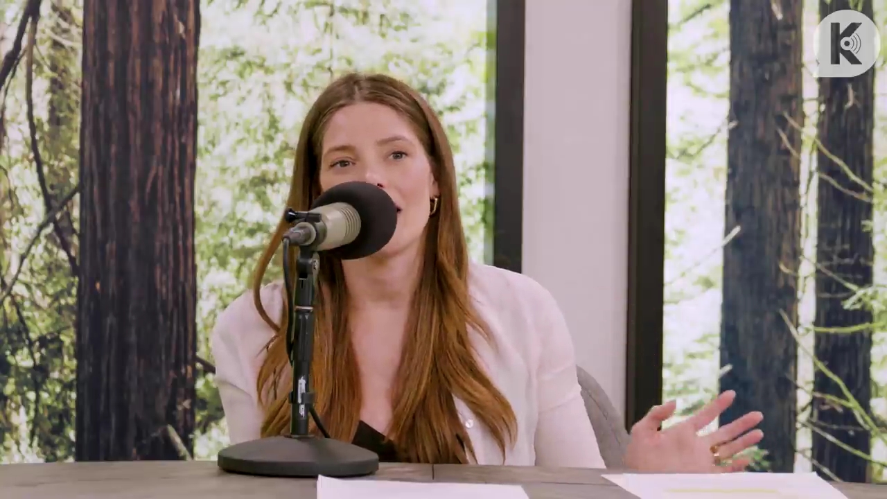 Ashley-Greene-dot-nl_TheTwilightEffect-Aflevering14EclipseRewatchPart3of3-4118.jpg Ashley-Greene-dot-nl_TheTwilightEffect-Aflevering14EclipseRewatchPart3of3-4118.jpg