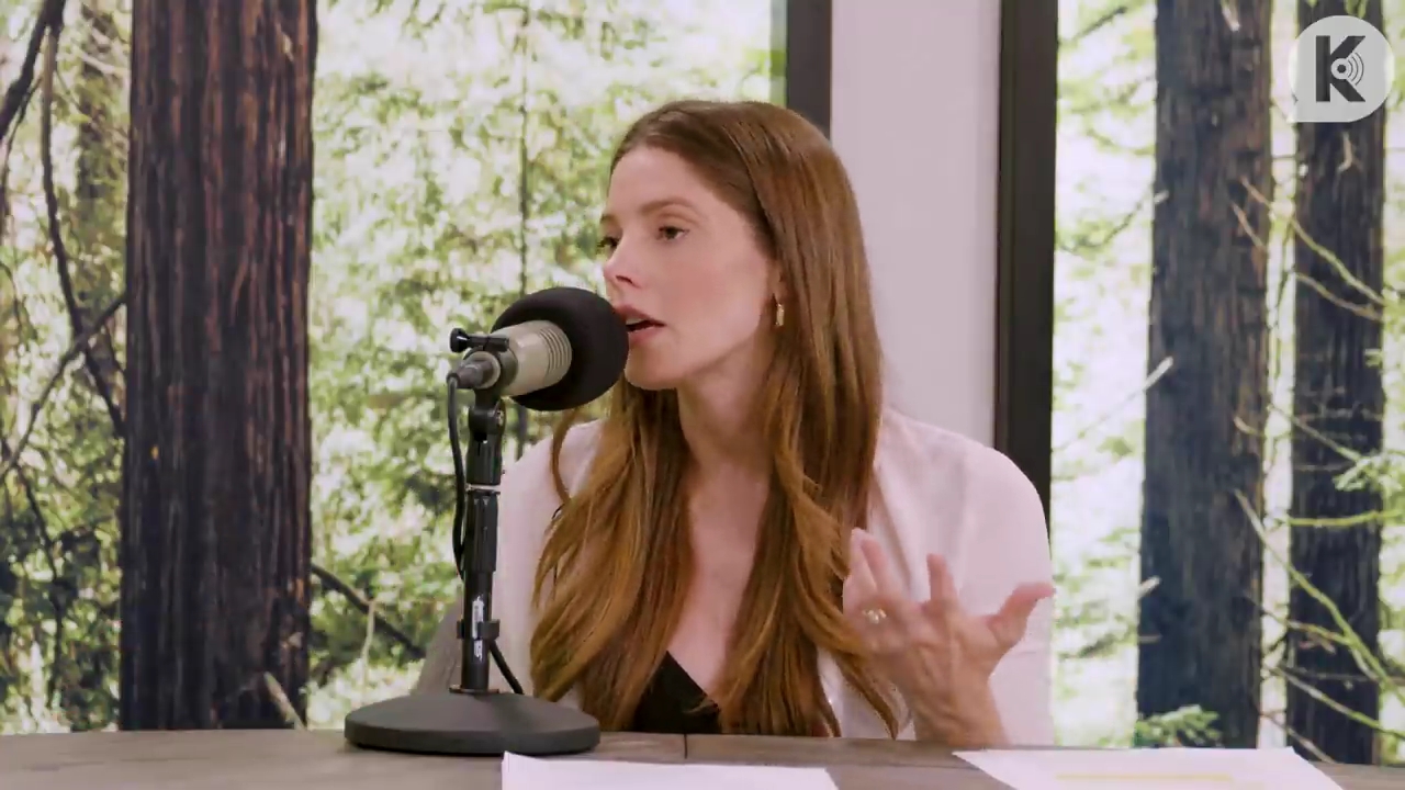 Ashley-Greene-dot-nl_TheTwilightEffect-Aflevering14EclipseRewatchPart3of3-4133.jpg