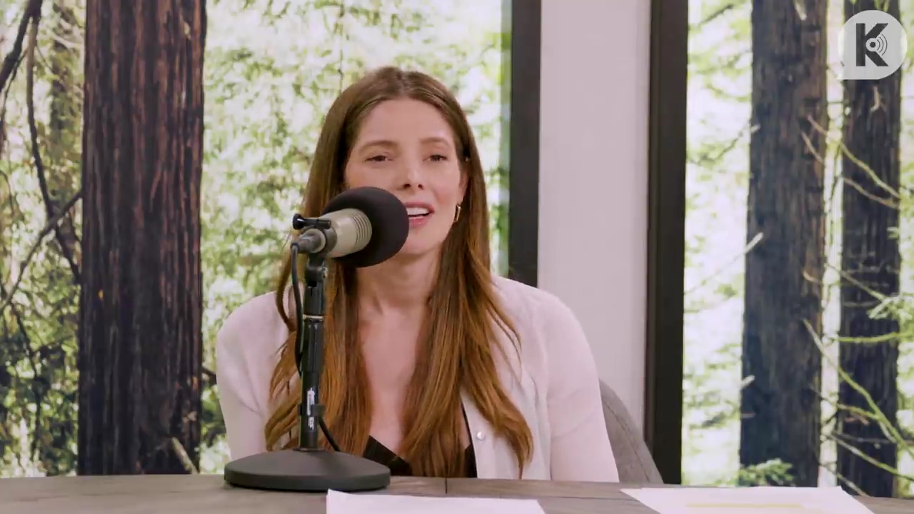 Ashley-Greene-dot-nl_TheTwilightEffect-Aflevering14EclipseRewatchPart3of3-4241.jpg Ashley-Greene-dot-nl_TheTwilightEffect-Aflevering14EclipseRewatchPart3of3-4241.jpg