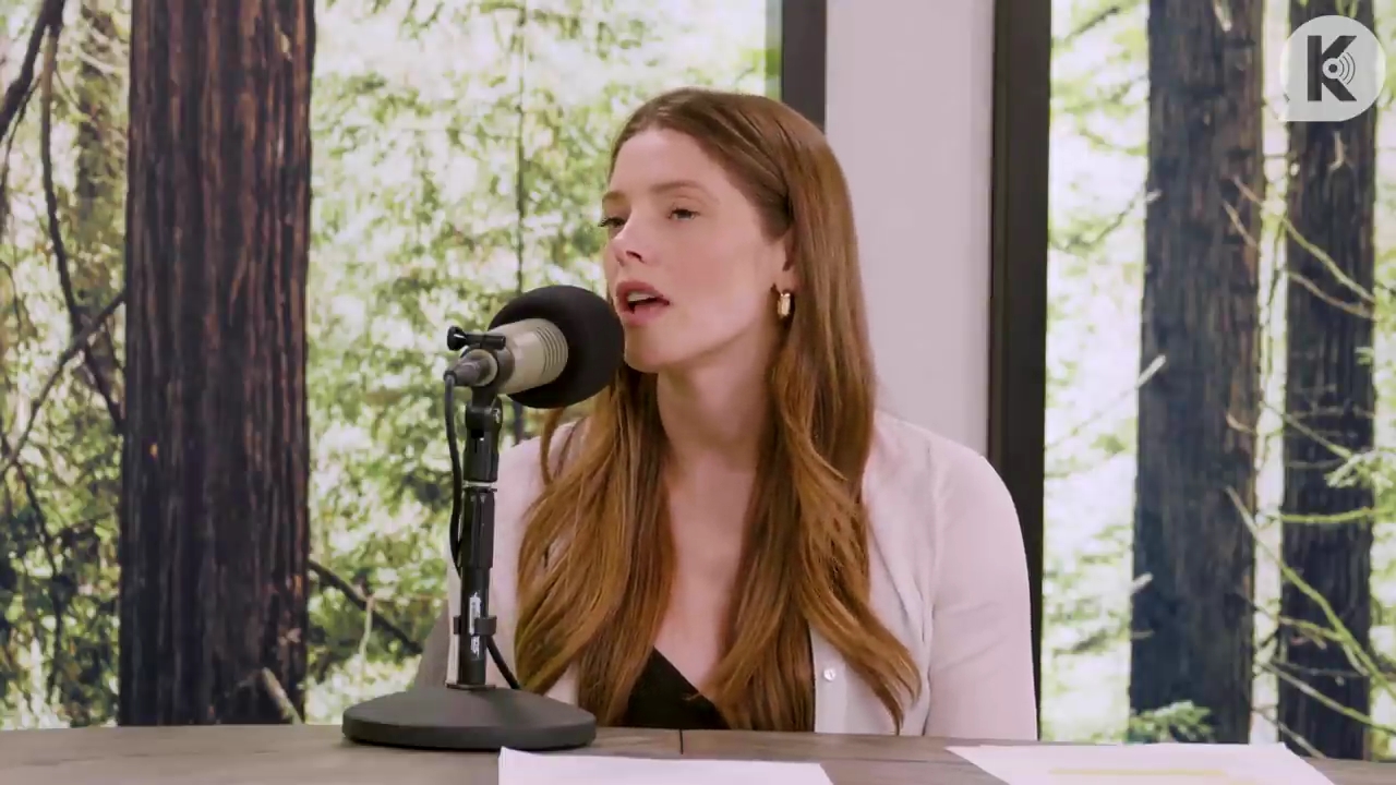 Ashley-Greene-dot-nl_TheTwilightEffect-Aflevering14EclipseRewatchPart3of3-4266.jpg Ashley-Greene-dot-nl_TheTwilightEffect-Aflevering14EclipseRewatchPart3of3-4266.jpg