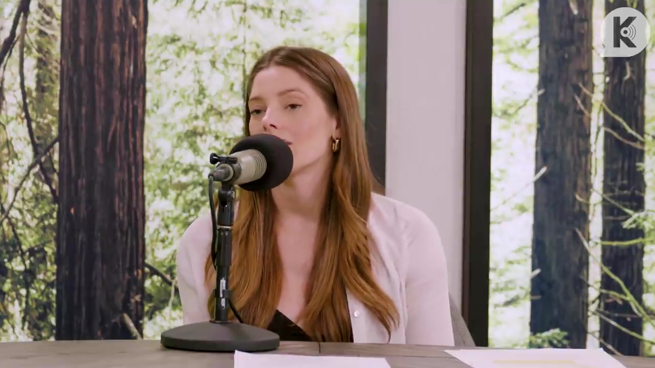 Ashley-Greene-dot-nl_TheTwilightEffect-Aflevering14EclipseRewatchPart3of3-4314.jpg Ashley-Greene-dot-nl_TheTwilightEffect-Aflevering14EclipseRewatchPart3of3-4314.jpg