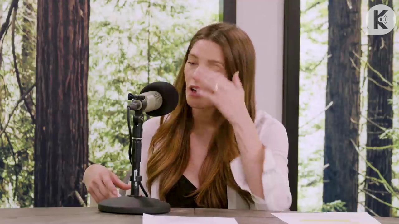 Ashley-Greene-dot-nl_TheTwilightEffect-Aflevering14EclipseRewatchPart3of3-4370.jpg Ashley-Greene-dot-nl_TheTwilightEffect-Aflevering14EclipseRewatchPart3of3-4370.jpg