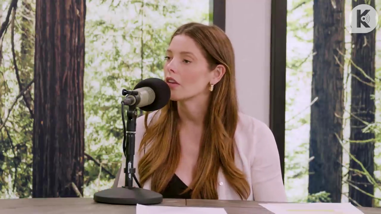 Ashley-Greene-dot-nl_TheTwilightEffect-Aflevering14EclipseRewatchPart3of3-4372.jpg Ashley-Greene-dot-nl_TheTwilightEffect-Aflevering14EclipseRewatchPart3of3-4372.jpg