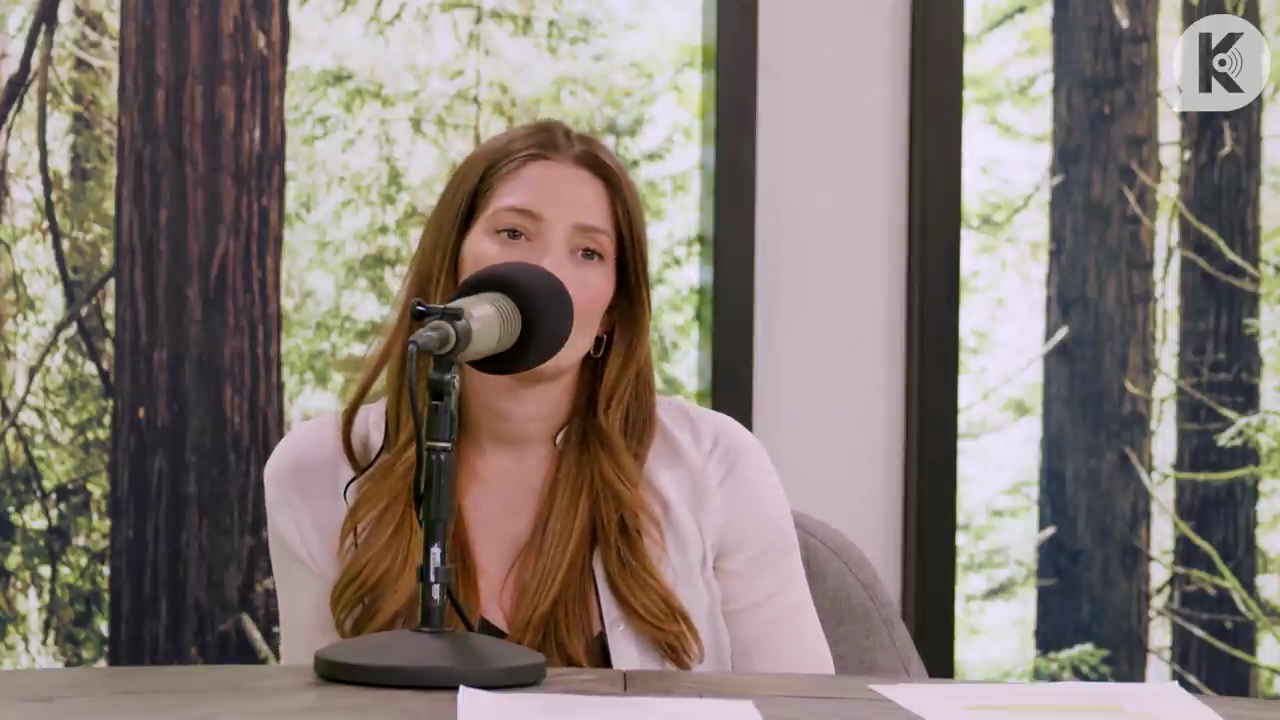 Ashley-Greene-dot-nl_TheTwilightEffect-Aflevering14EclipseRewatchPart3of3-4428.jpg Ashley-Greene-dot-nl_TheTwilightEffect-Aflevering14EclipseRewatchPart3of3-4428.jpg