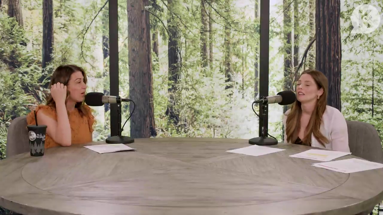 Ashley-Greene-dot-nl_TheTwilightEffect-Aflevering14EclipseRewatchPart3of3-4495.jpg Ashley-Greene-dot-nl_TheTwilightEffect-Aflevering14EclipseRewatchPart3of3-4495.jpg