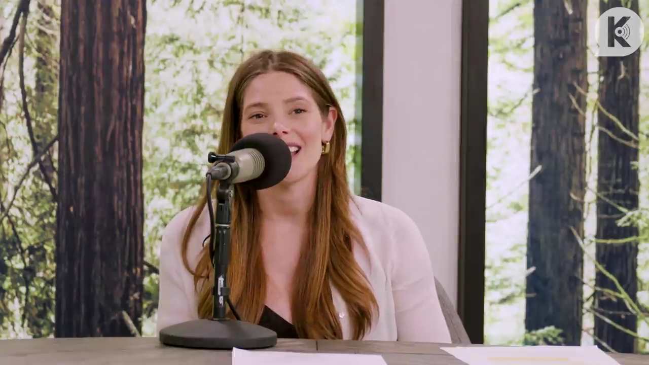 Ashley-Greene-dot-nl_TheTwilightEffect-Aflevering14EclipseRewatchPart3of3-4715.jpg Ashley-Greene-dot-nl_TheTwilightEffect-Aflevering14EclipseRewatchPart3of3-4715.jpg