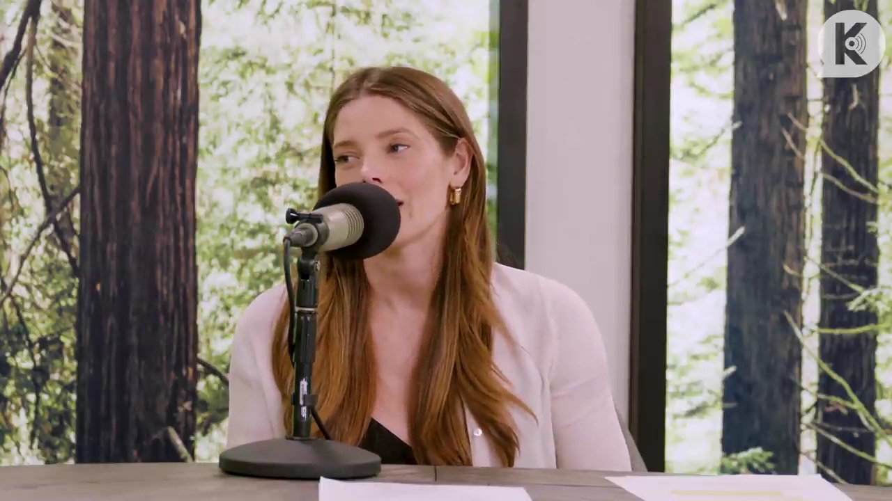 Ashley-Greene-dot-nl_TheTwilightEffect-Aflevering14EclipseRewatchPart3of3-4730.jpg