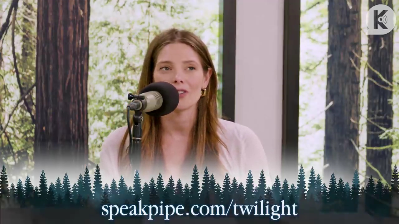 Ashley-Greene-dot-nl_TheTwilightEffect-Aflevering14EclipseRewatchPart3of3-4742.jpg
