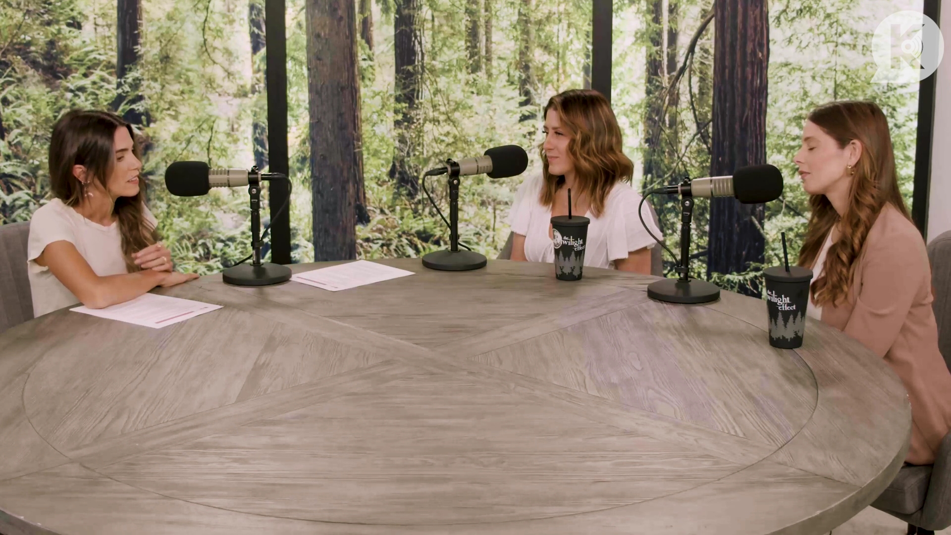 Ashley-Greene-dot-nl_TheTwilightEffect-Aflevering16NikkiReed0188.jpg