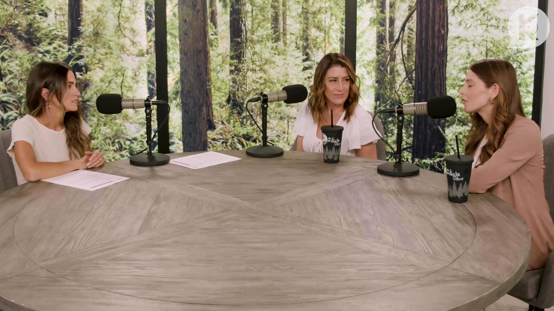 Ashley-Greene-dot-nl_TheTwilightEffect-Aflevering16NikkiReed0397.jpg