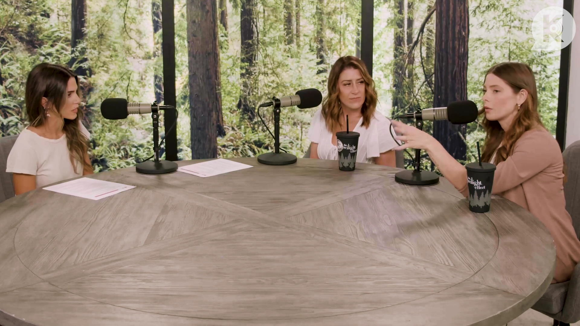 Ashley-Greene-dot-nl_TheTwilightEffect-Aflevering16NikkiReed0562.jpg