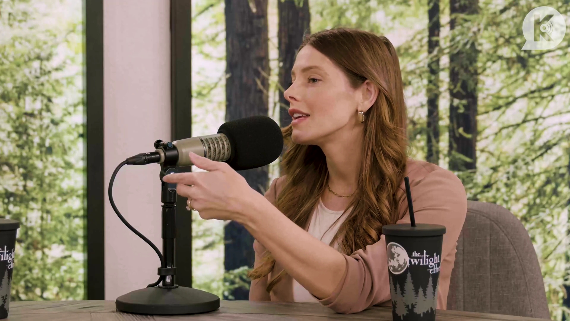 Ashley-Greene-dot-nl_TheTwilightEffect-Aflevering16NikkiReed1213.jpg Ashley-Greene-dot-nl_TheTwilightEffect-Aflevering16NikkiReed1213.jpg