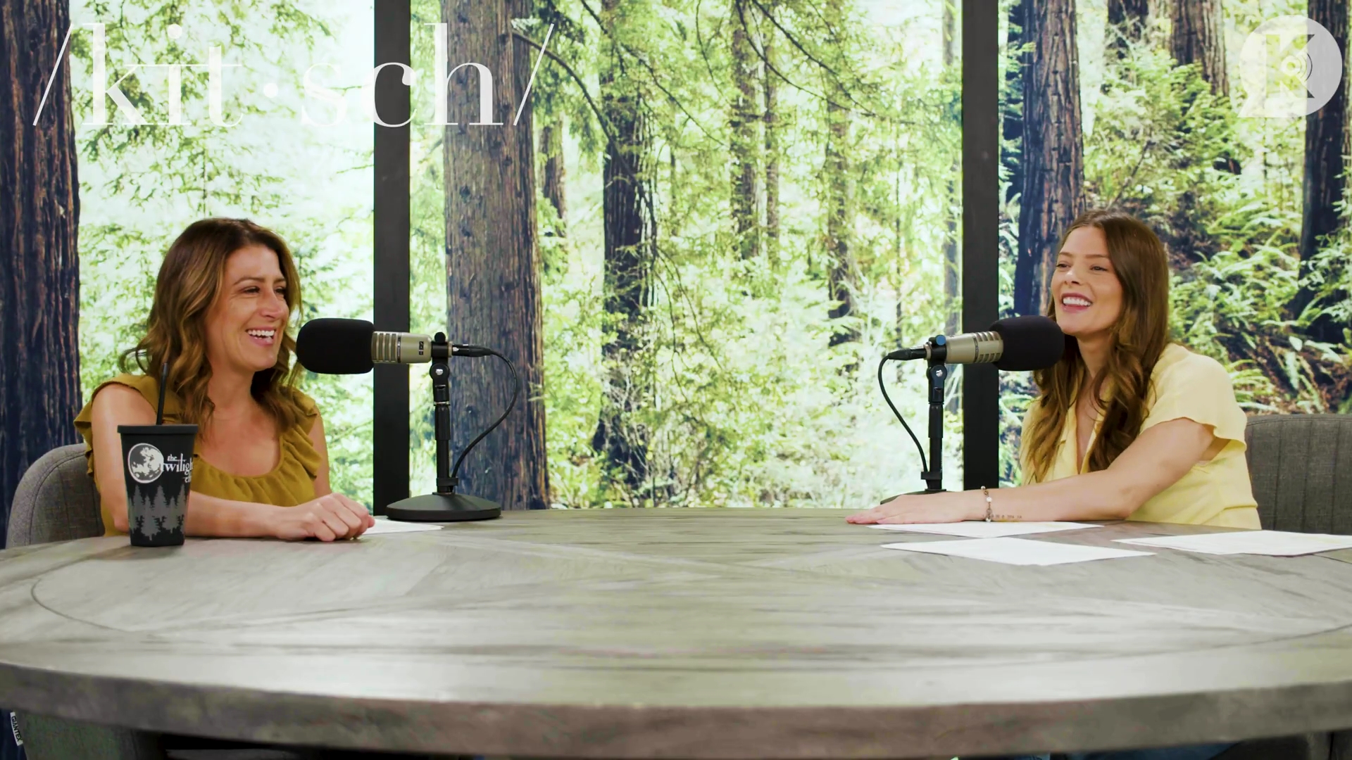 Ashley-Greene-dot-nl_TheTwilightEffect-Aflevering16NikkiReed1760.jpg Ashley-Greene-dot-nl_TheTwilightEffect-Aflevering16NikkiReed1760.jpg