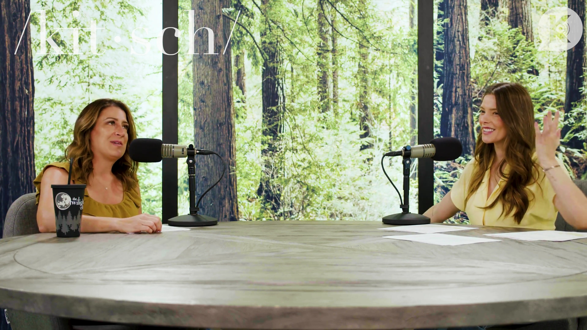 Ashley-Greene-dot-nl_TheTwilightEffect-Aflevering16NikkiReed1810.jpg Ashley-Greene-dot-nl_TheTwilightEffect-Aflevering16NikkiReed1810.jpg