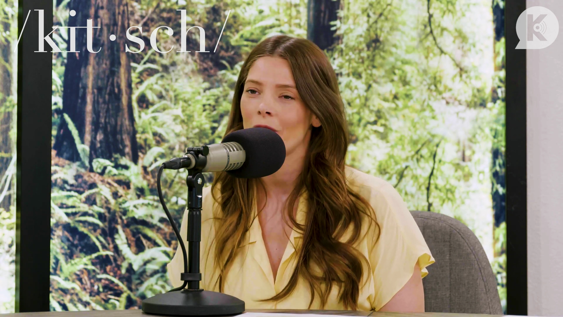 Ashley-Greene-dot-nl_TheTwilightEffect-Aflevering16NikkiReed1867.jpg