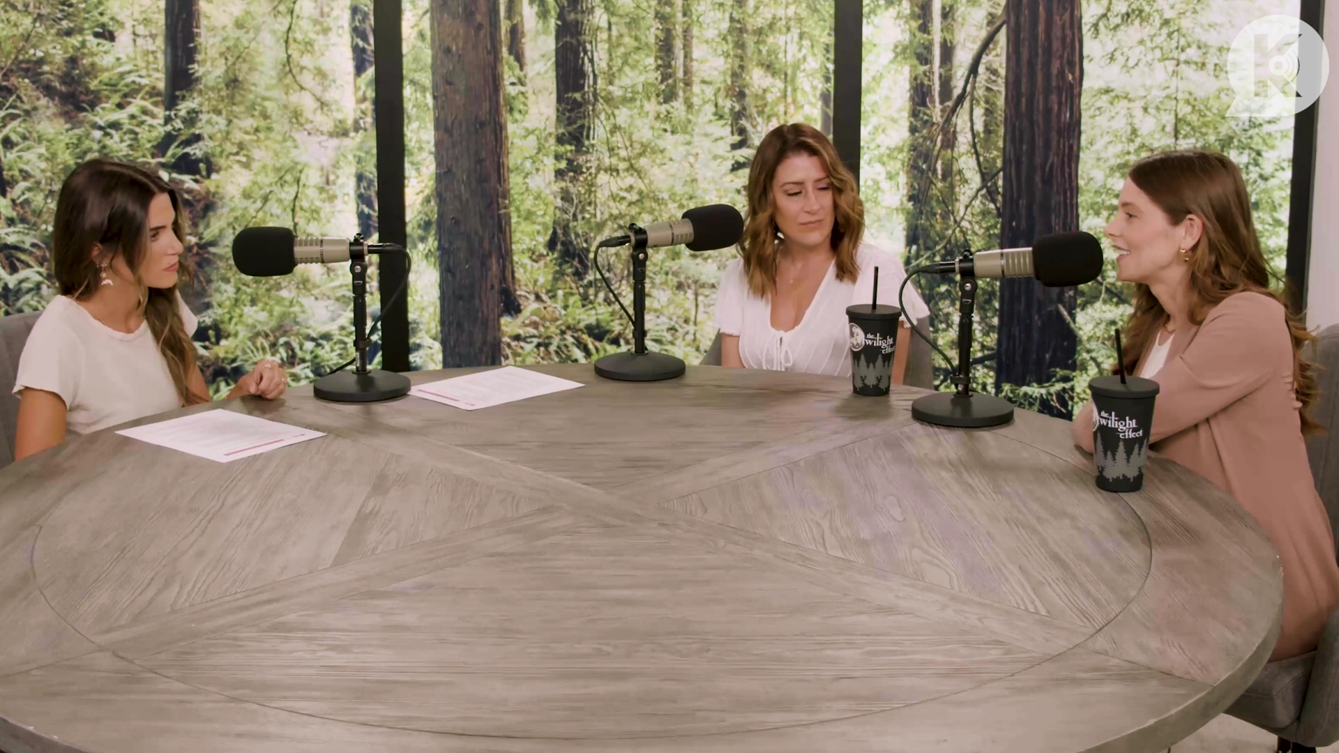 Ashley-Greene-dot-nl_TheTwilightEffect-Aflevering16NikkiReed3789.jpg