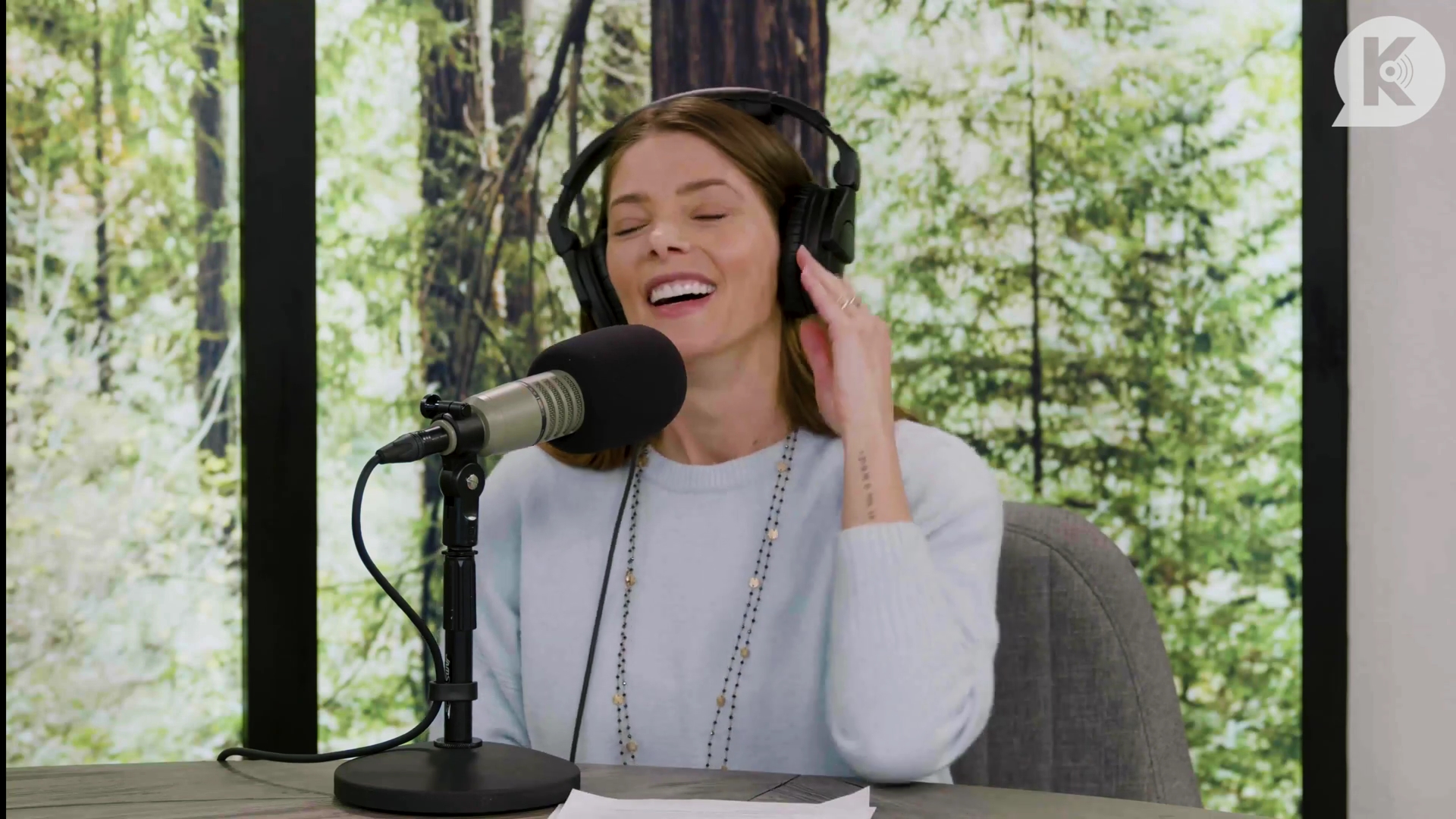 Ashley-Greene-dot-nl_TheTwilightEffect-Aflevering17JacksonRathbone1318.jpg Ashley-Greene-dot-nl_TheTwilightEffect-Aflevering17JacksonRathbone1318.jpg