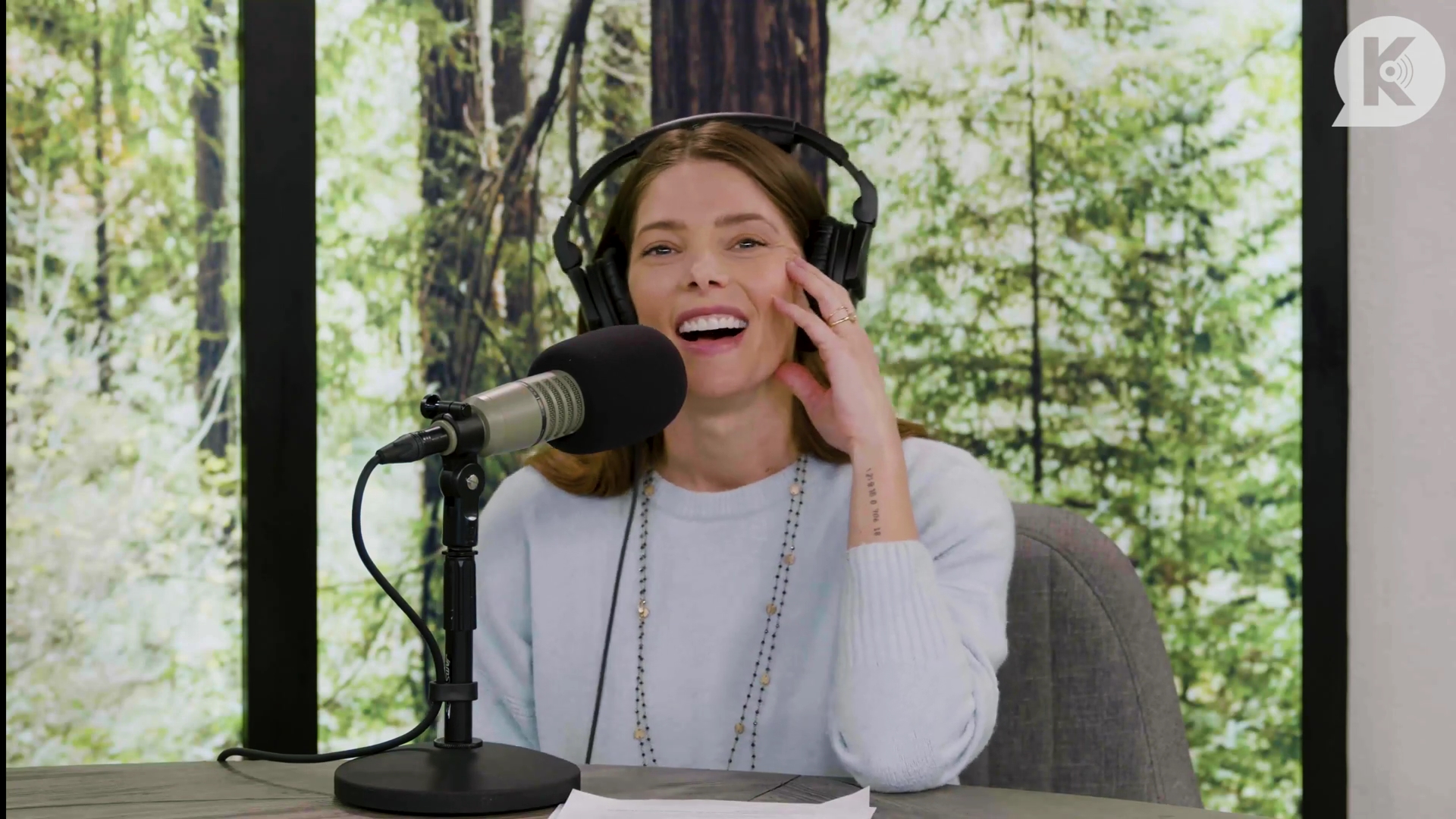 Ashley-Greene-dot-nl_TheTwilightEffect-Aflevering17JacksonRathbone1319.jpg Ashley-Greene-dot-nl_TheTwilightEffect-Aflevering17JacksonRathbone1319.jpg