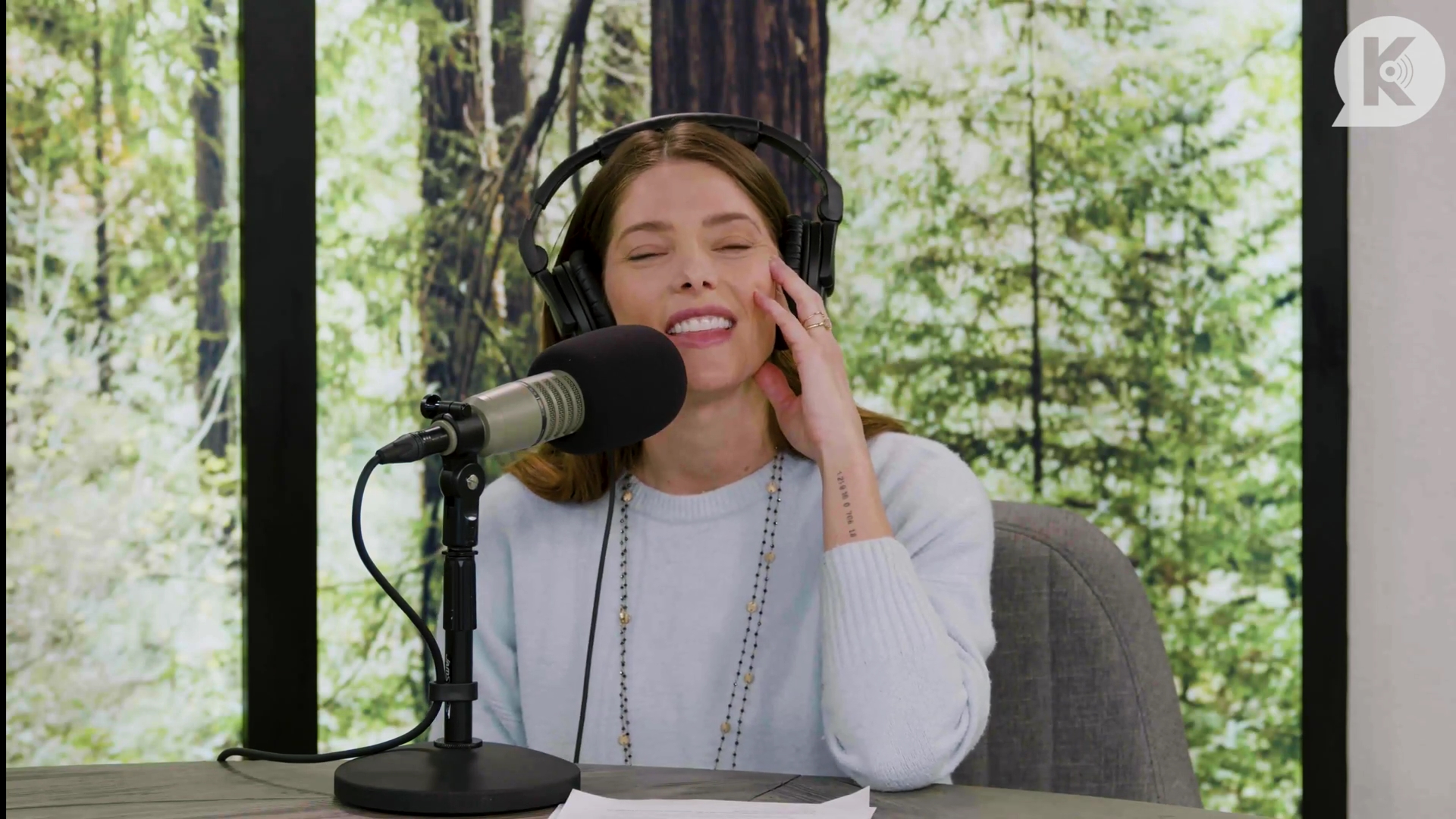 Ashley-Greene-dot-nl_TheTwilightEffect-Aflevering17JacksonRathbone1320.jpg Ashley-Greene-dot-nl_TheTwilightEffect-Aflevering17JacksonRathbone1320.jpg