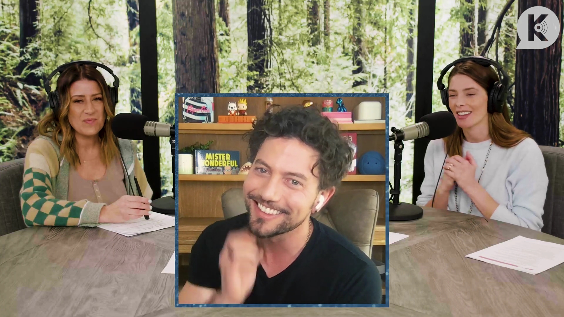 Ashley-Greene-dot-nl_TheTwilightEffect-Aflevering17JacksonRathbone4460.jpg Ashley-Greene-dot-nl_TheTwilightEffect-Aflevering17JacksonRathbone4460.jpg