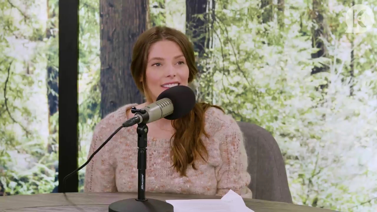 Ashley-Greene-dot-nl_TheTwilightEffectwithGregMooradian1928.jpg