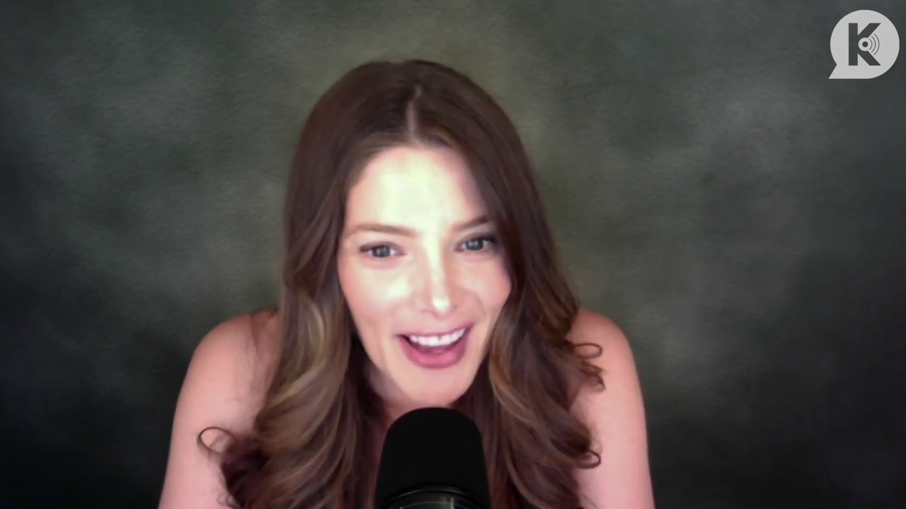 Ashley-Greene-dot-nl_TheTwilightEffect-BreakingDawnPart1RewatchPart1of3-0022.jpg
