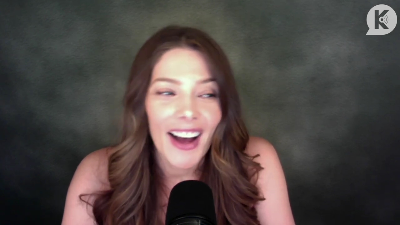 Ashley-Greene-dot-nl_TheTwilightEffect-BreakingDawnPart1RewatchPart1of3-0047.jpg