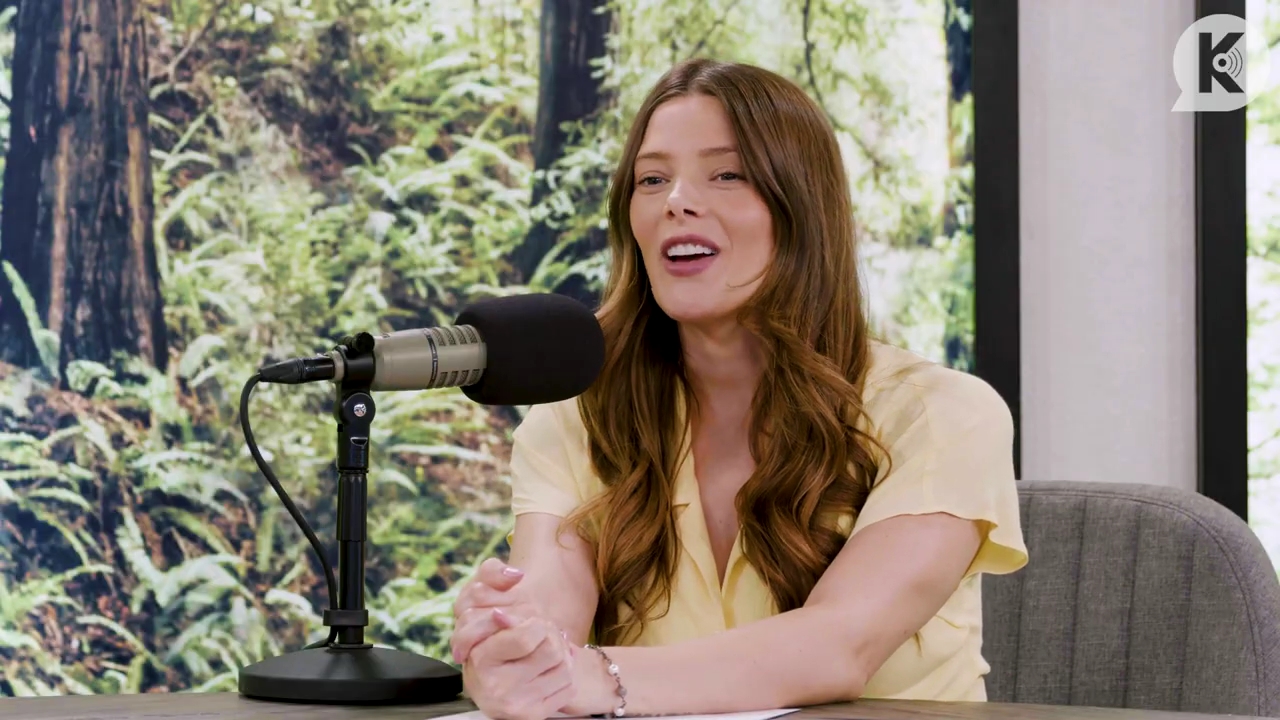 Ashley-Greene-dot-nl_TheTwilightEffect-BreakingDawnPart1RewatchPart1of3-0093.jpg Ashley-Greene-dot-nl_TheTwilightEffect-BreakingDawnPart1RewatchPart1of3-0093.jpg