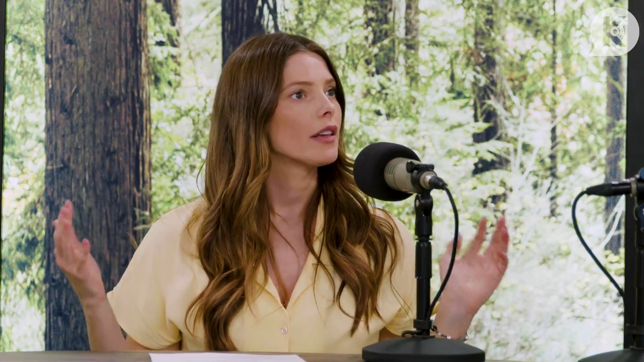 Ashley-Greene-dot-nl_TheTwilightEffect-BreakingDawnPart1RewatchPart1of3-0425.jpg Ashley-Greene-dot-nl_TheTwilightEffect-BreakingDawnPart1RewatchPart1of3-0425.jpg