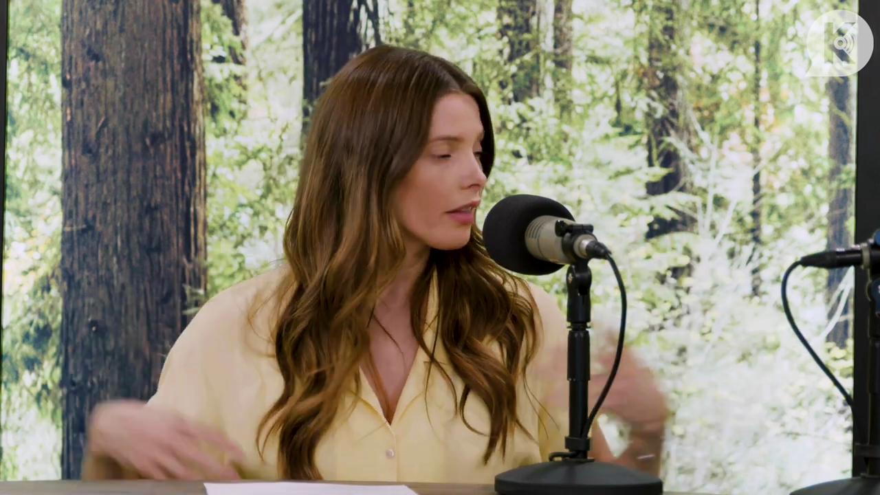 Ashley-Greene-dot-nl_TheTwilightEffect-BreakingDawnPart1RewatchPart1of3-0428.jpg Ashley-Greene-dot-nl_TheTwilightEffect-BreakingDawnPart1RewatchPart1of3-0428.jpg