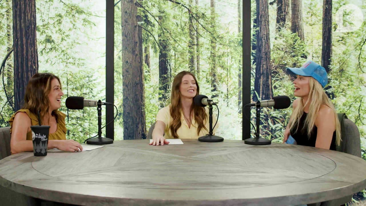 Ashley-Greene-dot-nl_TheTwilightEffect-BreakingDawnPart1RewatchPart1of3-0485.jpg Ashley-Greene-dot-nl_TheTwilightEffect-BreakingDawnPart1RewatchPart1of3-0485.jpg